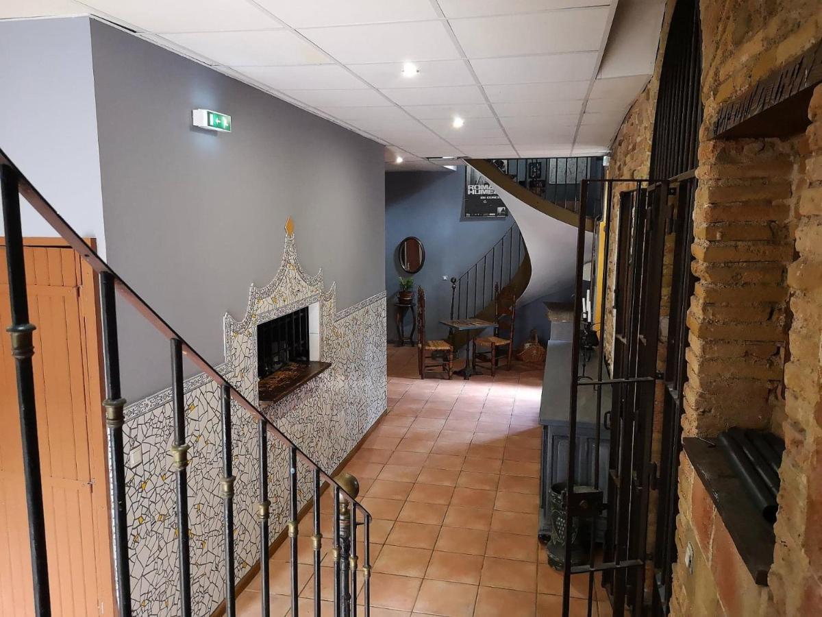 El Castell Embruixat Hotel Saint-Hippolyte  ภายนอก รูปภาพ